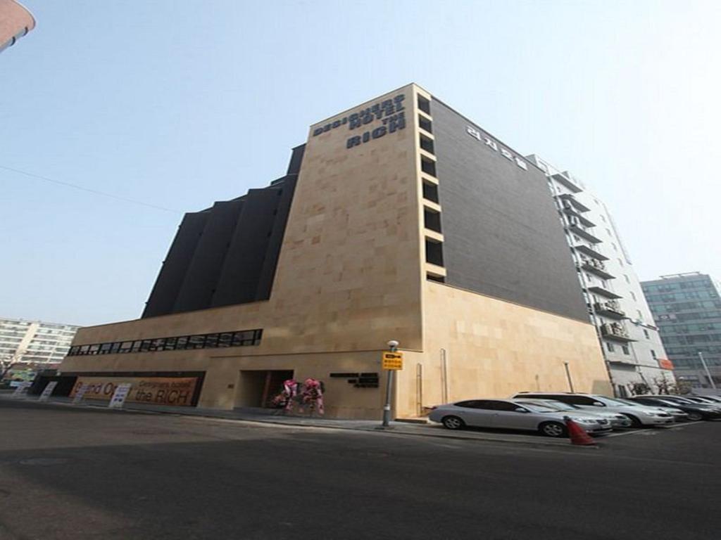 Hotel Rich Коян Экстерьер фото